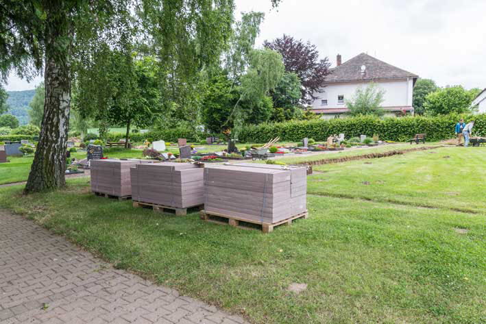 Unter dem Gr�nen Rasen II