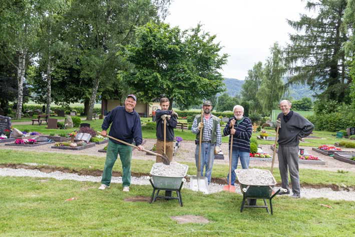 Unter dem Gr�nen Rasen II