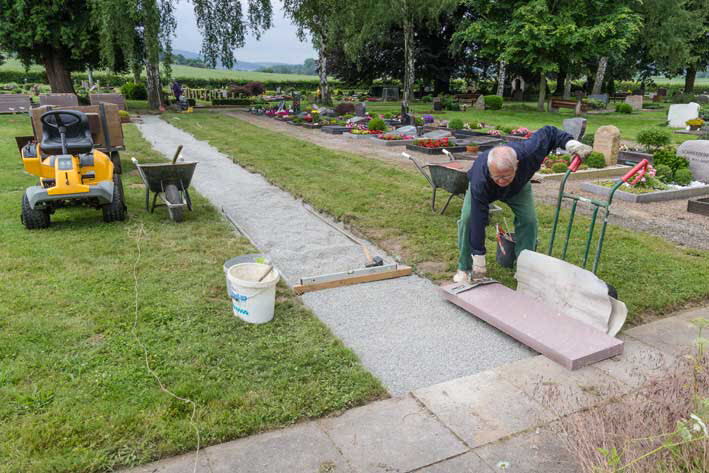 Unter dem Gr�nen Rasen II