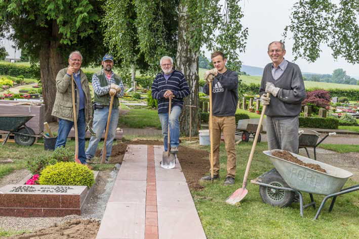 Unter dem Gr�nen Rasen II